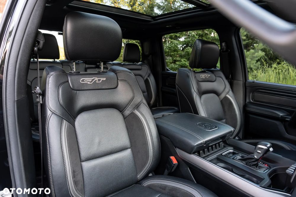 RAM 1500 5.7 Crew Cab Shortbed Limited Black - 23