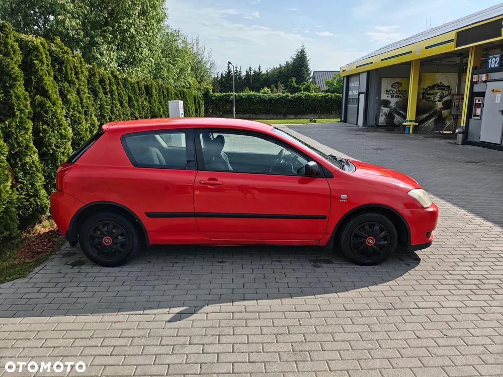 Toyota Corolla 1.4 VVT-i Dynamic - 1