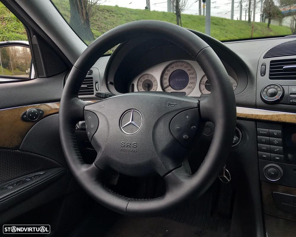 Mercedes-Benz E 220 CDi Avantgarde Aut. - 15