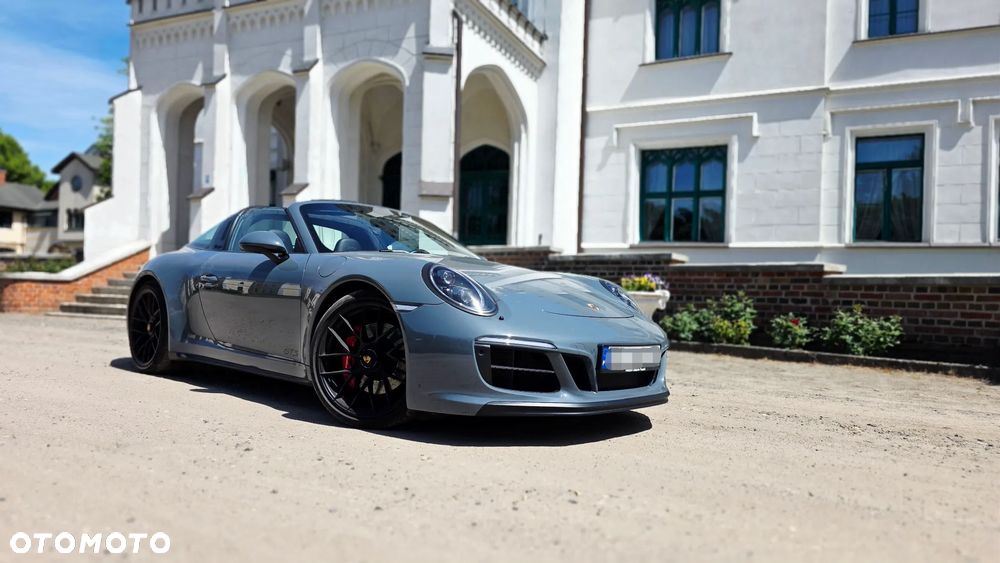Porsche 911 Targa 4 GTS PDK - 1
