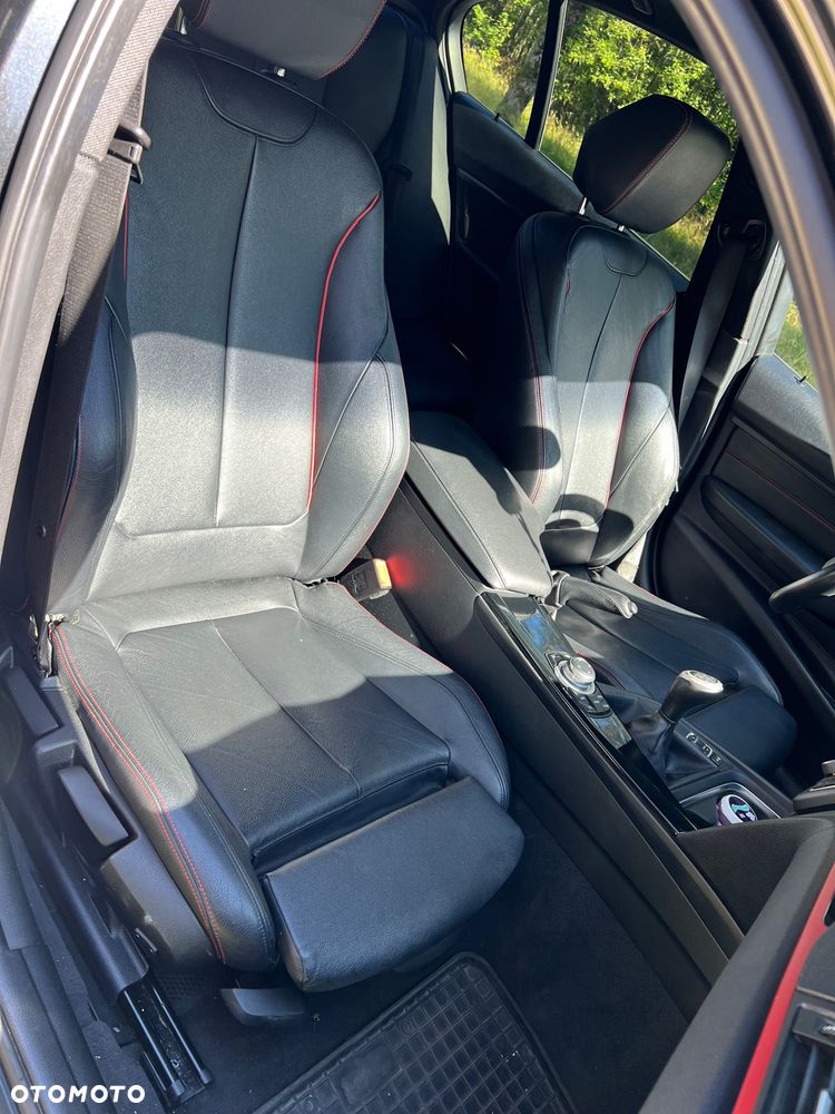 BMW Seria 3 320d Efficient Dynamics Sport Line - 25