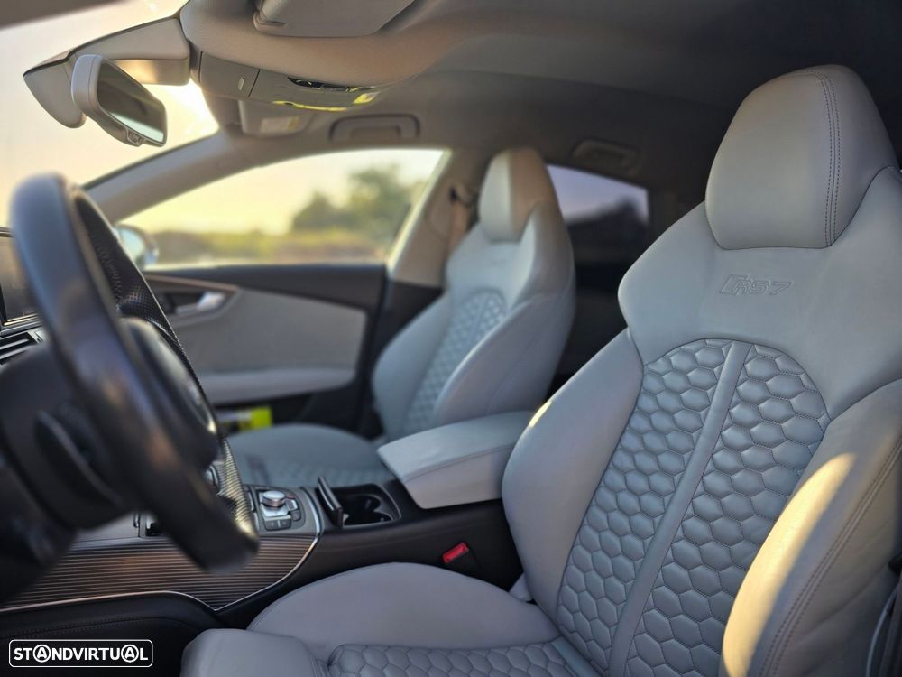 Audi RS7 Sportback - 11