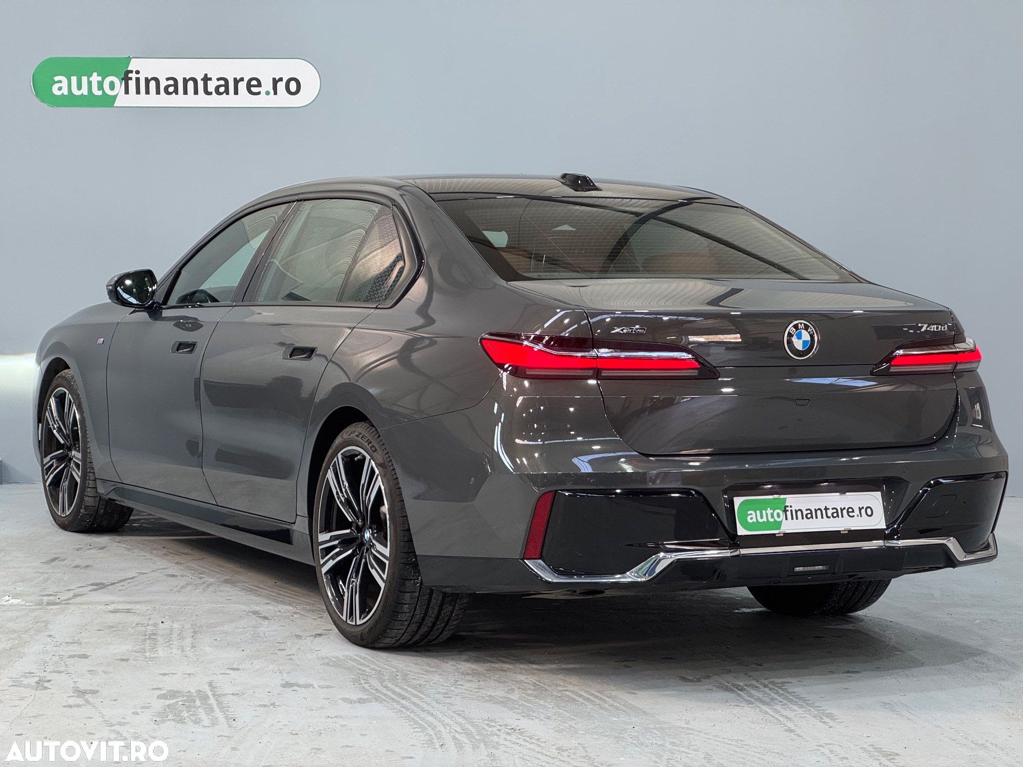 BMW Seria 7 740d xDrive MHEV - 4