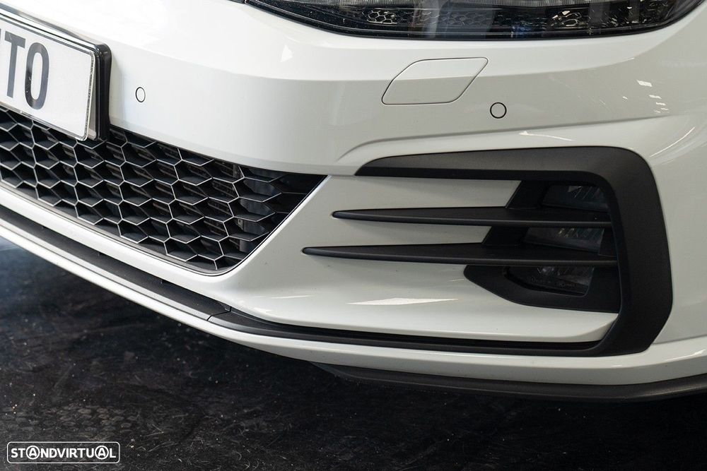 VW Golf 2.0 TDI GTD DSG - 3