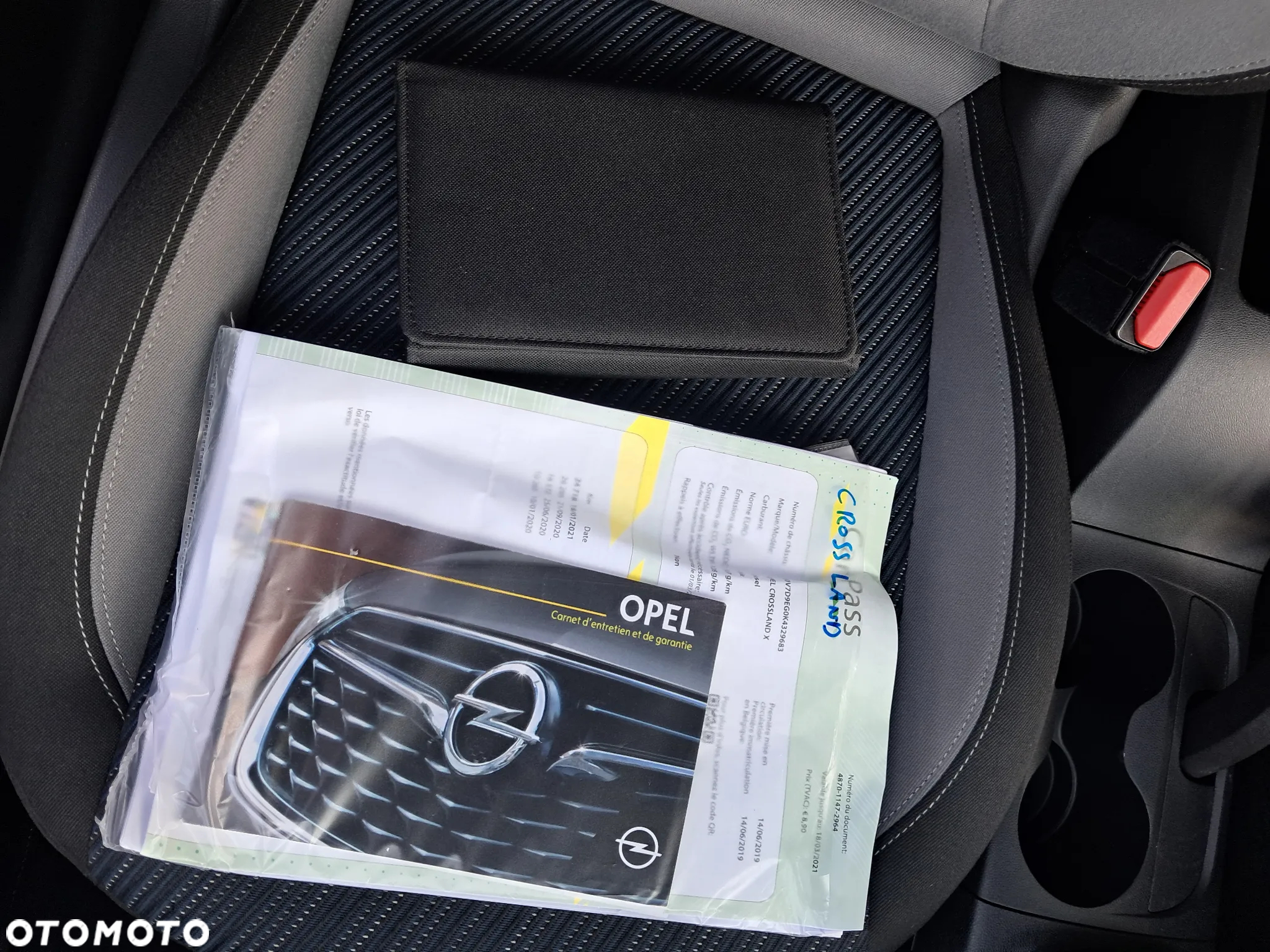 Opel Crossland X - 9