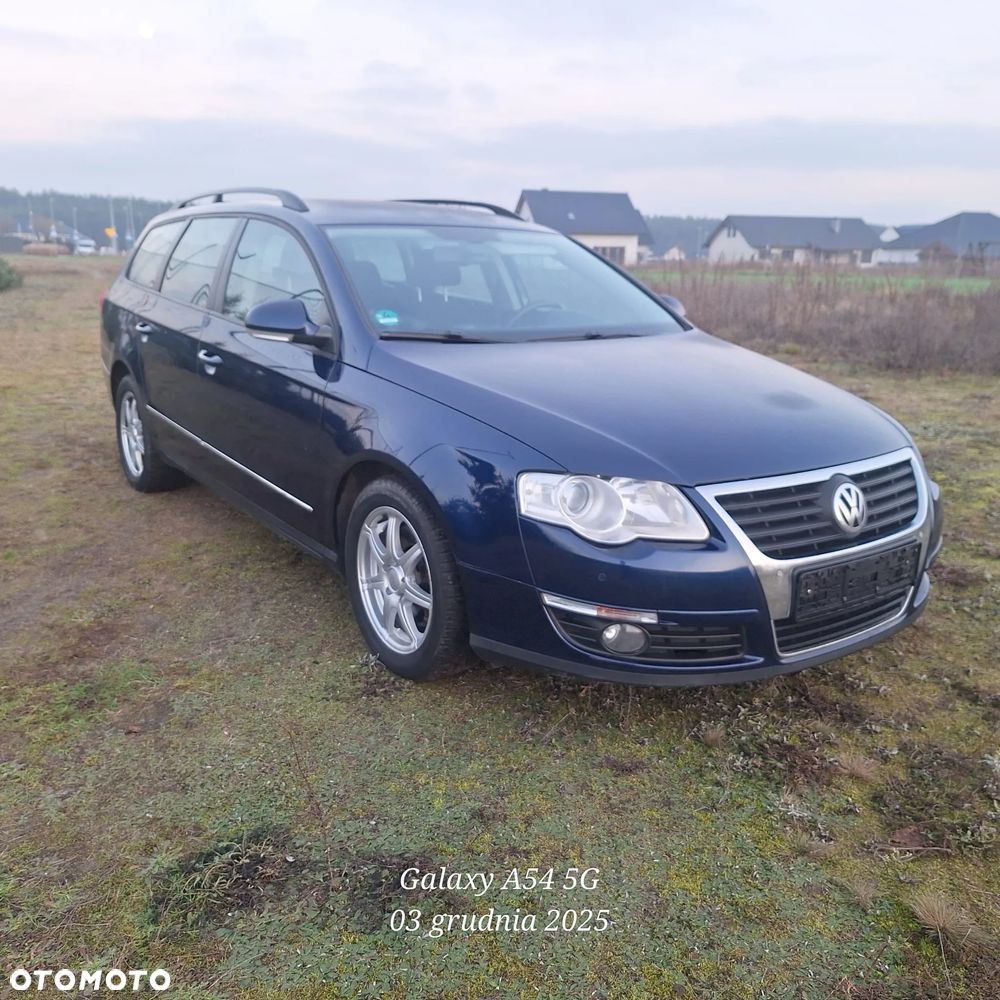 Volkswagen Passat 2.0 TDI DPF BlueMotion Technology Comfortline - 3