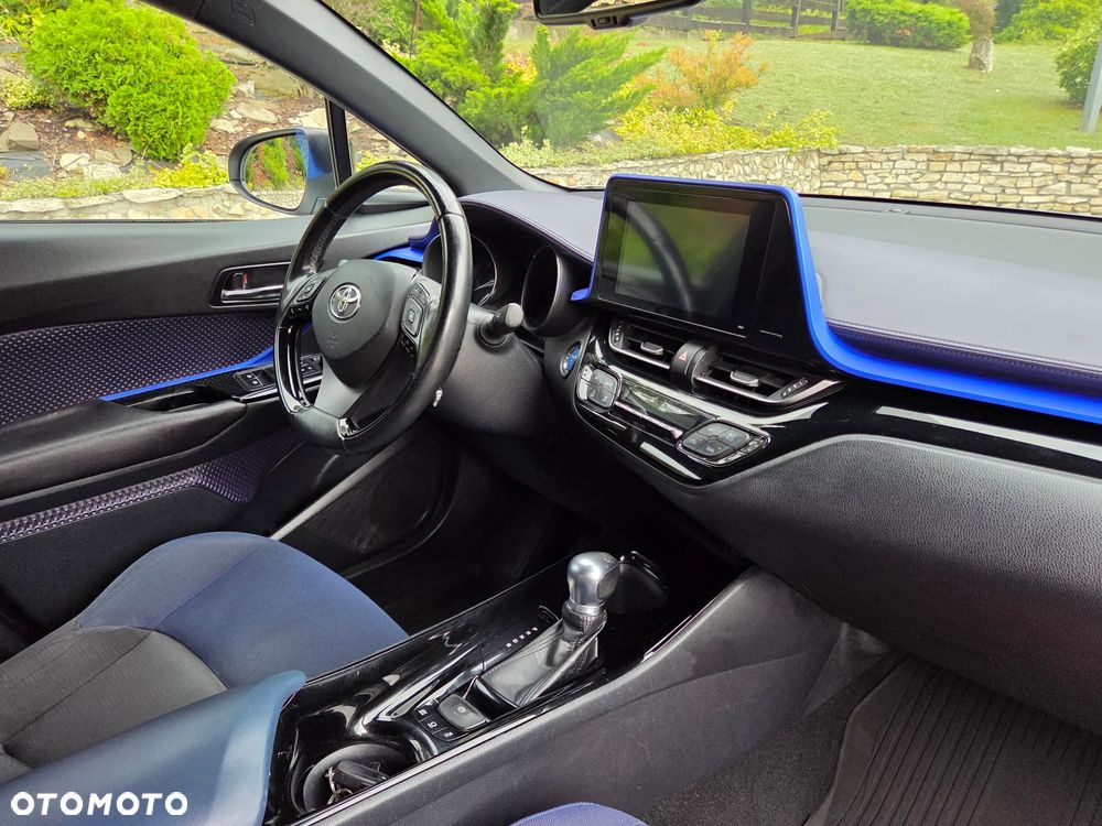 Toyota C-HR Style Selection - 21