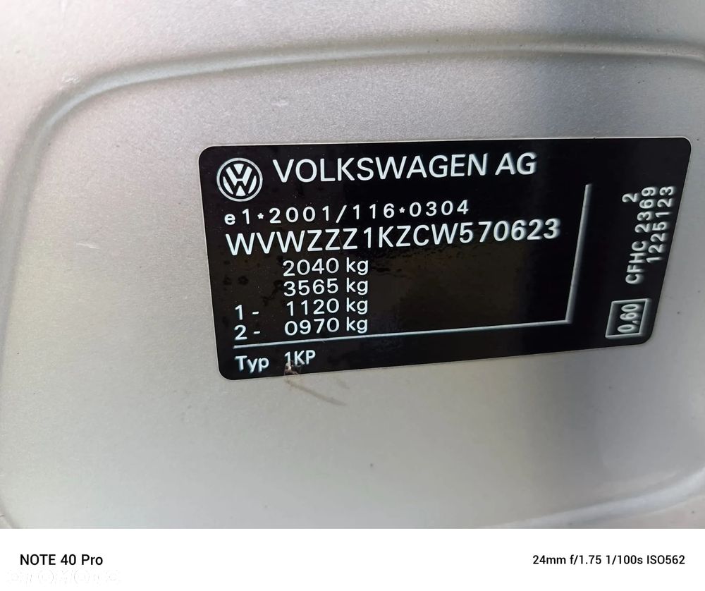 Volkswagen Golf Plus 2.0 TDI DPF Style - 28