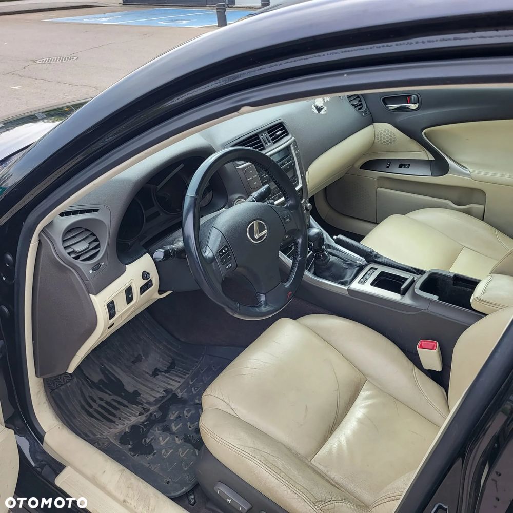 Lexus IS 220 D Comfort - 15