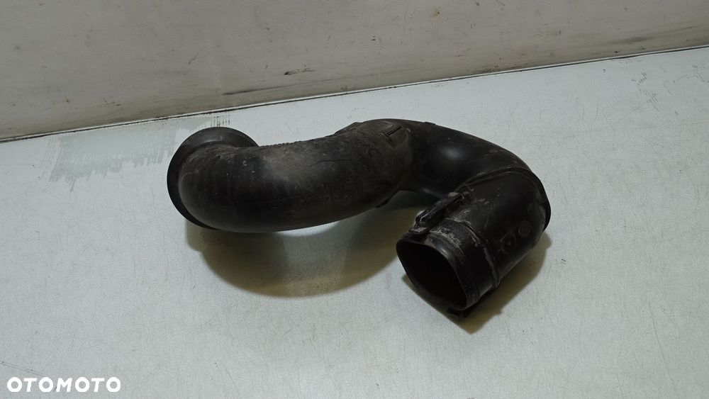 PRZEWÓD DOLOTU POWIETRZA OPEL VIVARO B 93451665 - 4