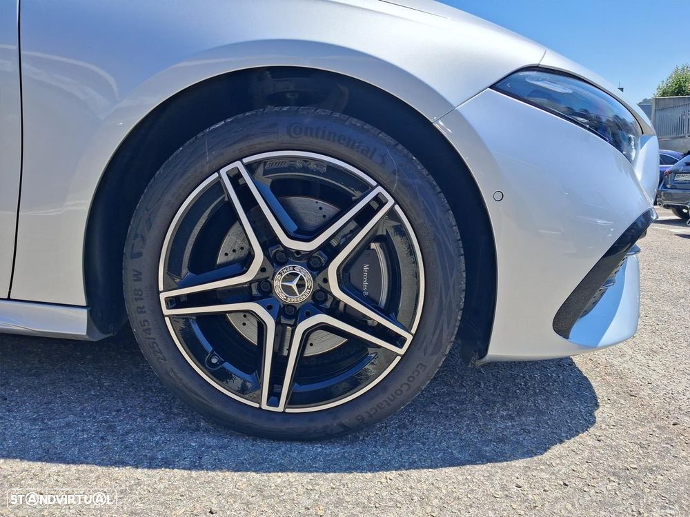 Mercedes-Benz A 250 e - 4