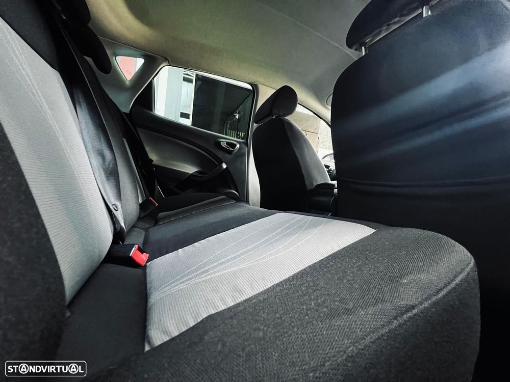 SEAT Ibiza 1.2 TDI CR Ecomotive Style — fotografia 39