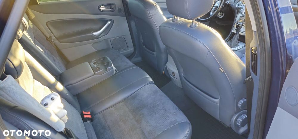 Ford Mondeo 2.0 TDCi Titanium - 13