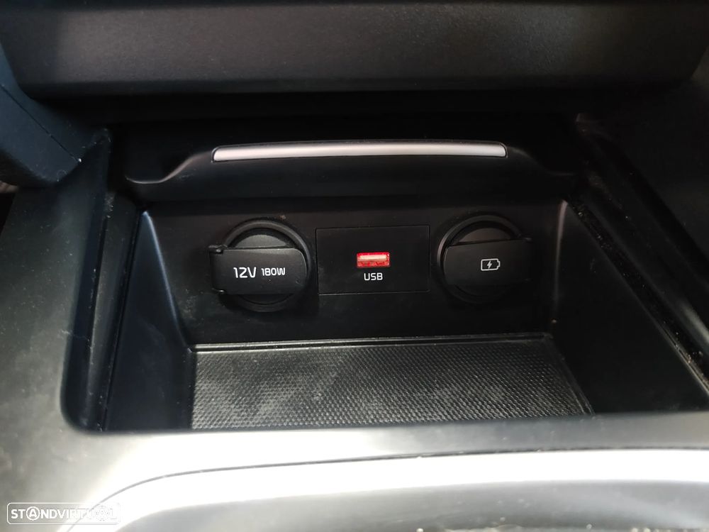 Kia XCeed 1.0 T-GDI Dynamic - 33