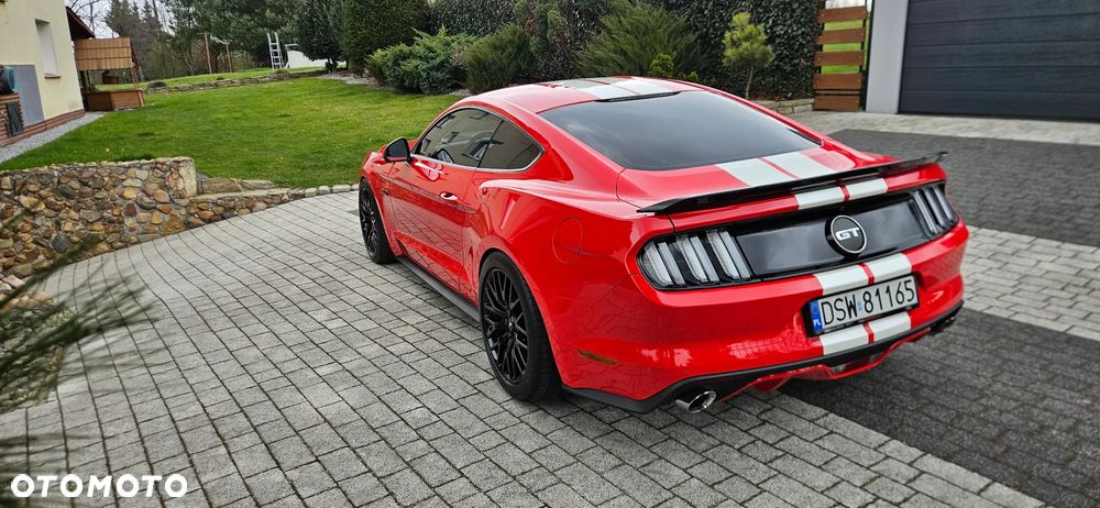 Ford Mustang - 5