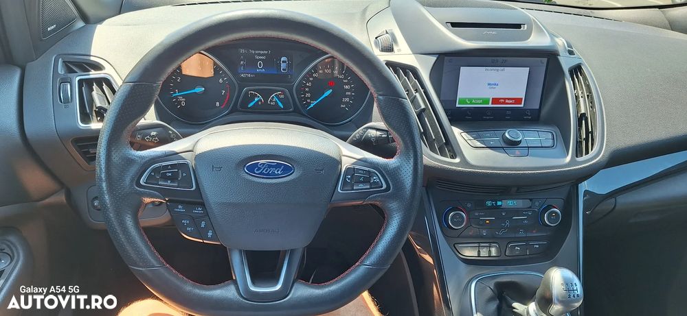 Ford Kuga - 15