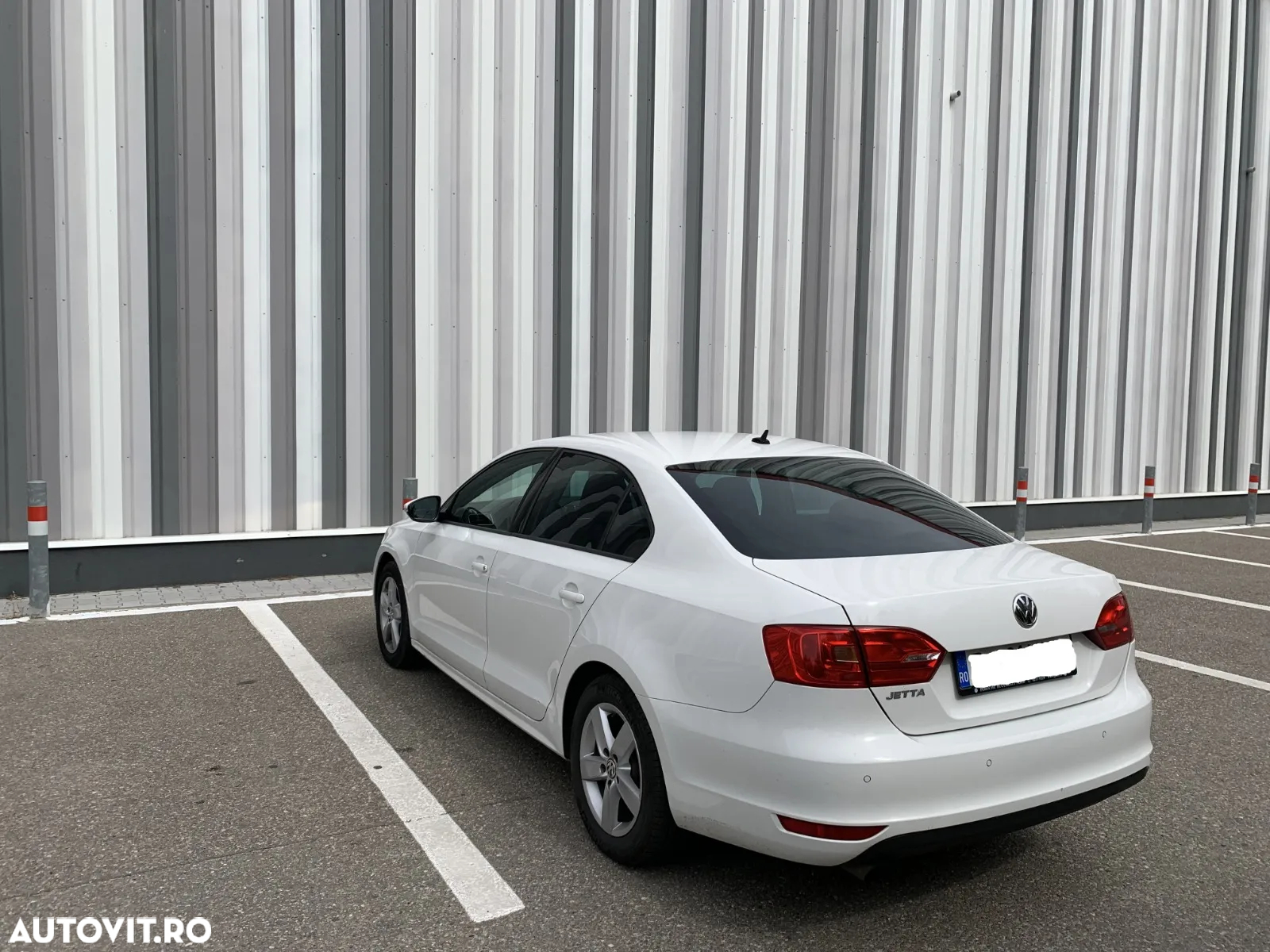 Volkswagen Jetta 1.2 TSI Comfortline - 6