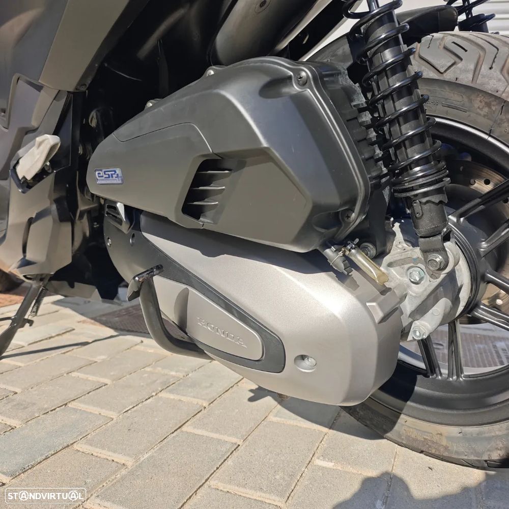 Honda Forza 125 - 11