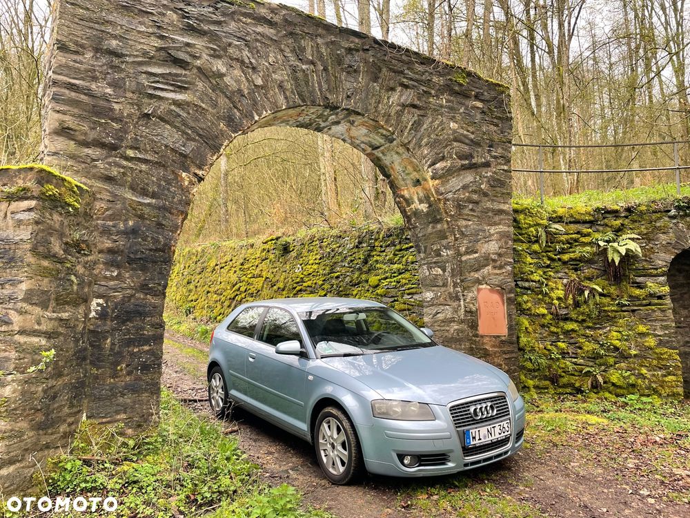 Audi A3 3-drzwiowe 1.6 Ambiente - 4