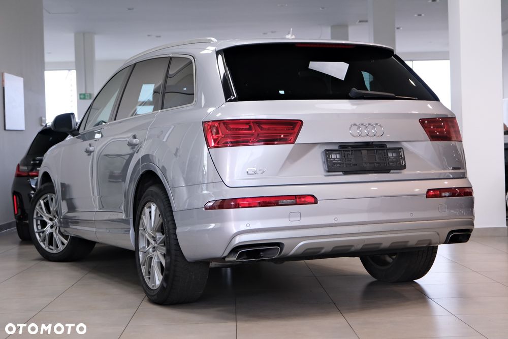 Audi Q7 - 14