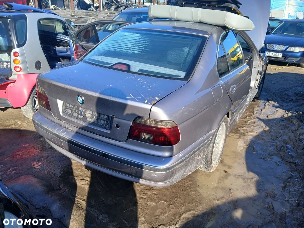 bmw e39 sedan 339 maska zderzak lampa grill błotnik drzwi zbiornik paliwa szyba lusterko klamka - 1