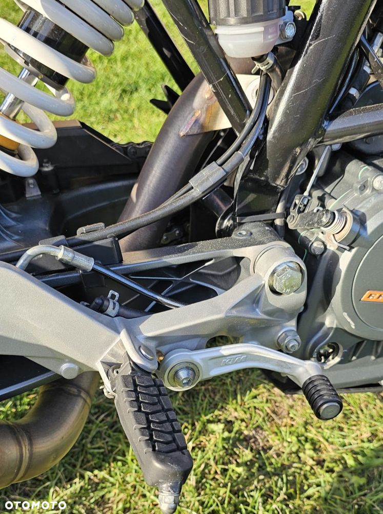 KTM Duke 125 - 6