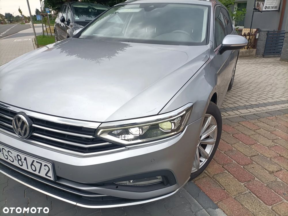Volkswagen Passat 2.0 TDI SCR DSG Comfortline - 13