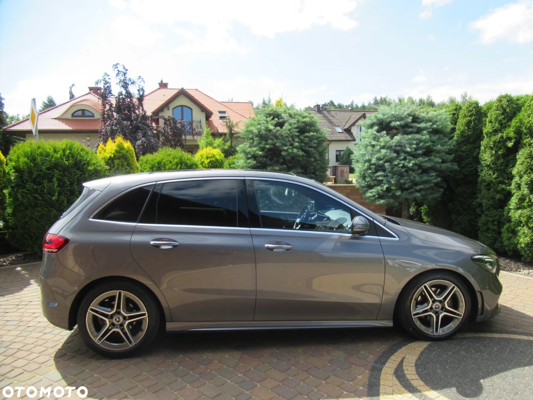 Mercedes-Benz Klasa B 200 d AMG Line 8G-DCT - 1