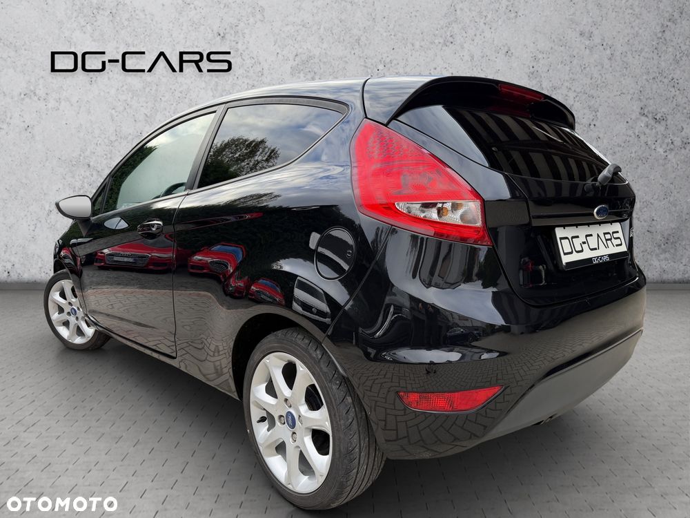 Ford Fiesta 2011 photo 4