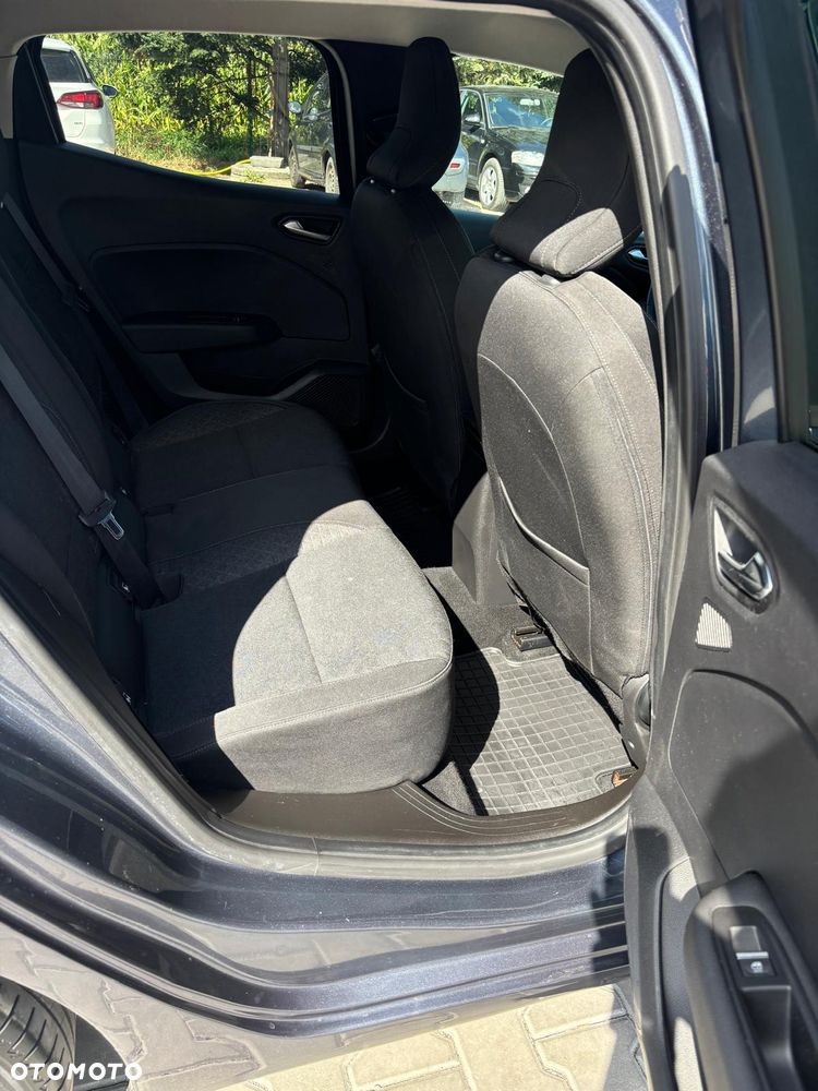 Renault Clio - 13