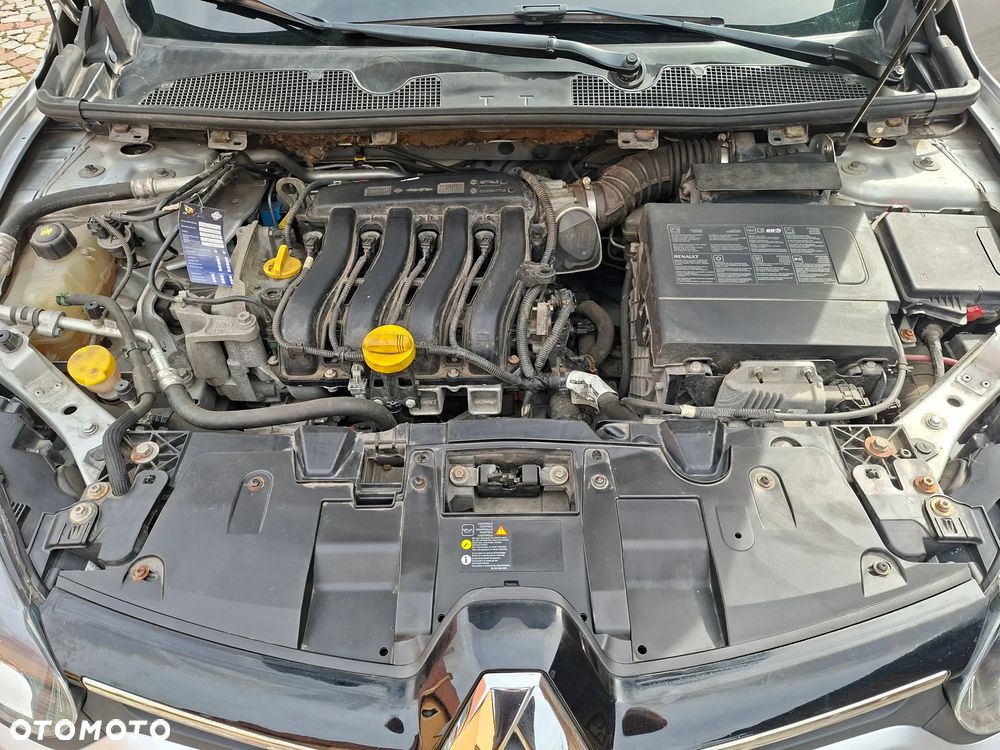 Renault Megane 1.6 16V 110 LIMITED - 23