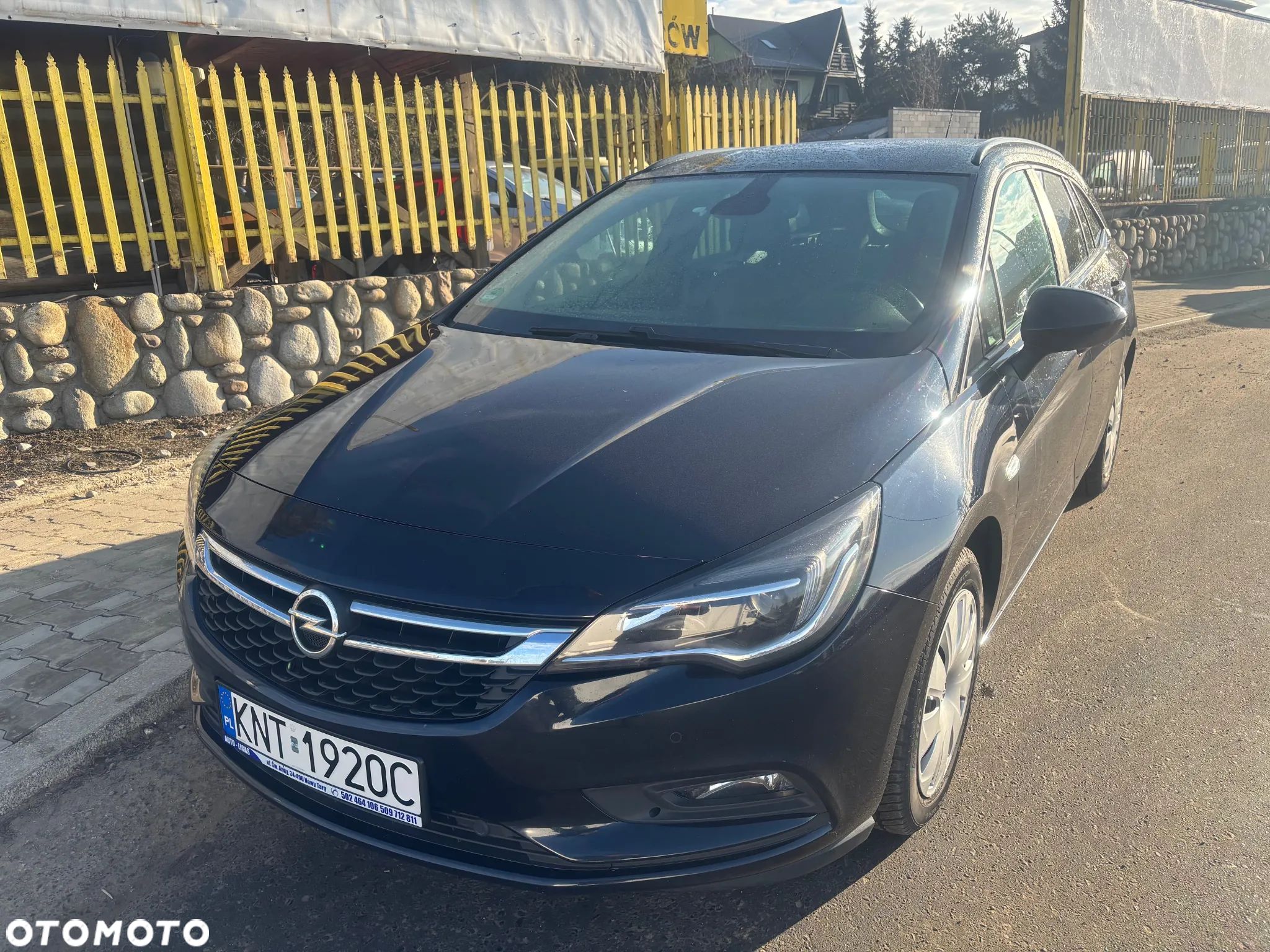Opel Astra 1.6 D (CDTI) Business - 1