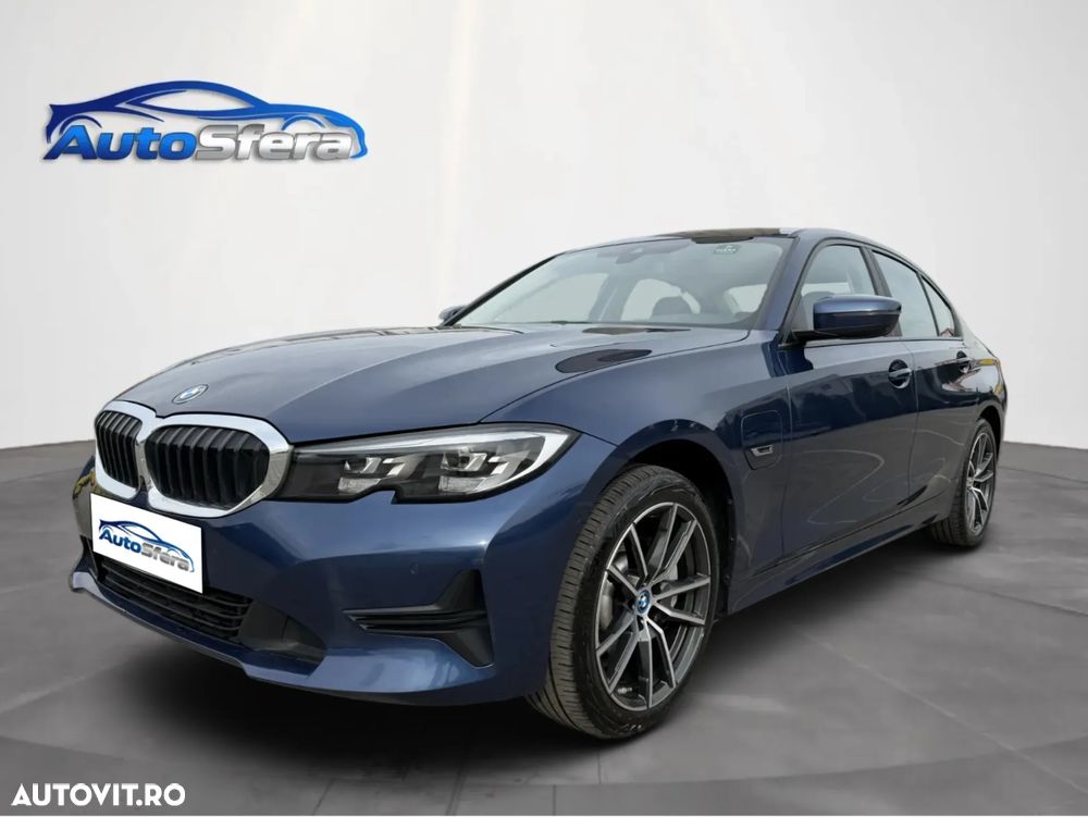 BMW Seria 3 330e Aut. Advantage - 2