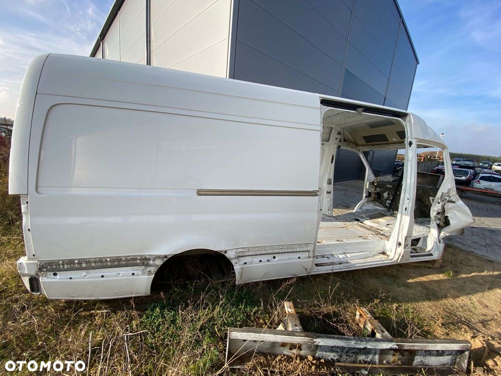 BŁOTNIK TYŁ PRAWY BOK ĆWIARTKA MERCEDES SPRINTER W907 W910 RWD MAX - 2
