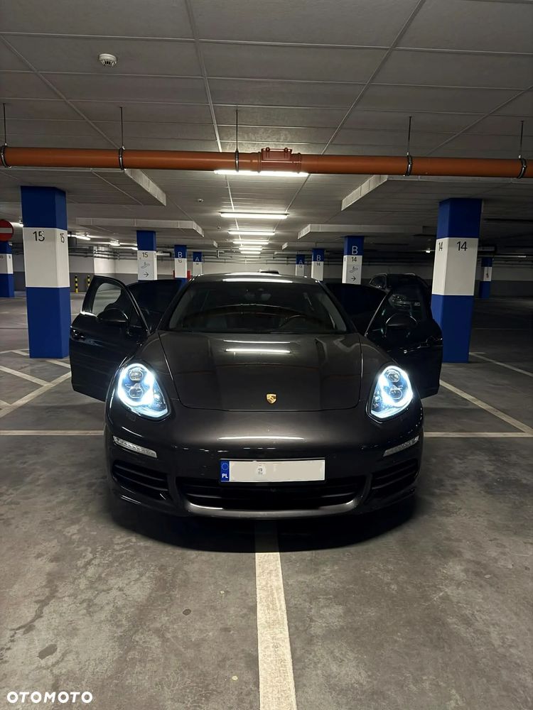 Porsche Panamera - 9