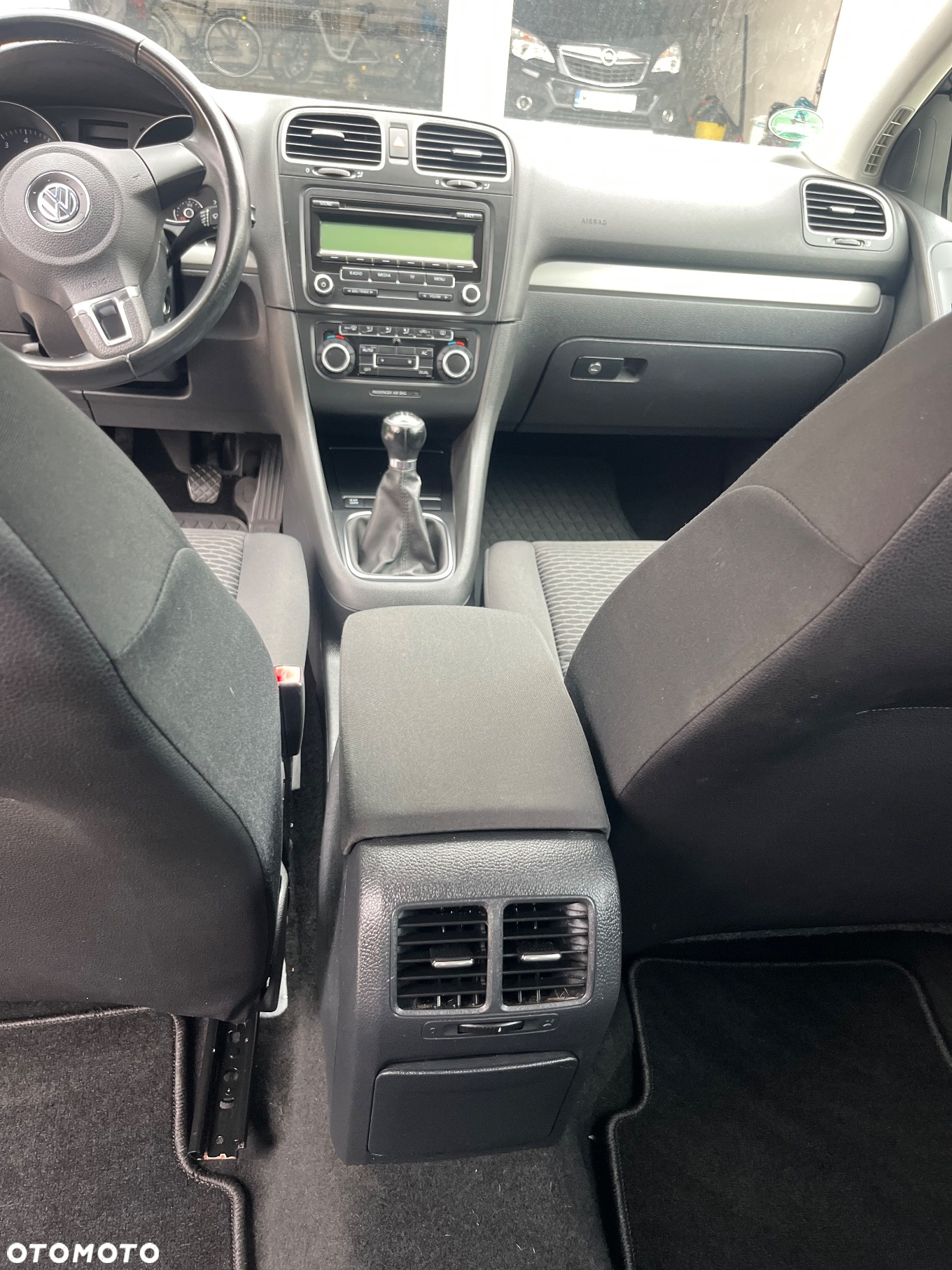 Volkswagen Golf VI 1.6 Highline - 25