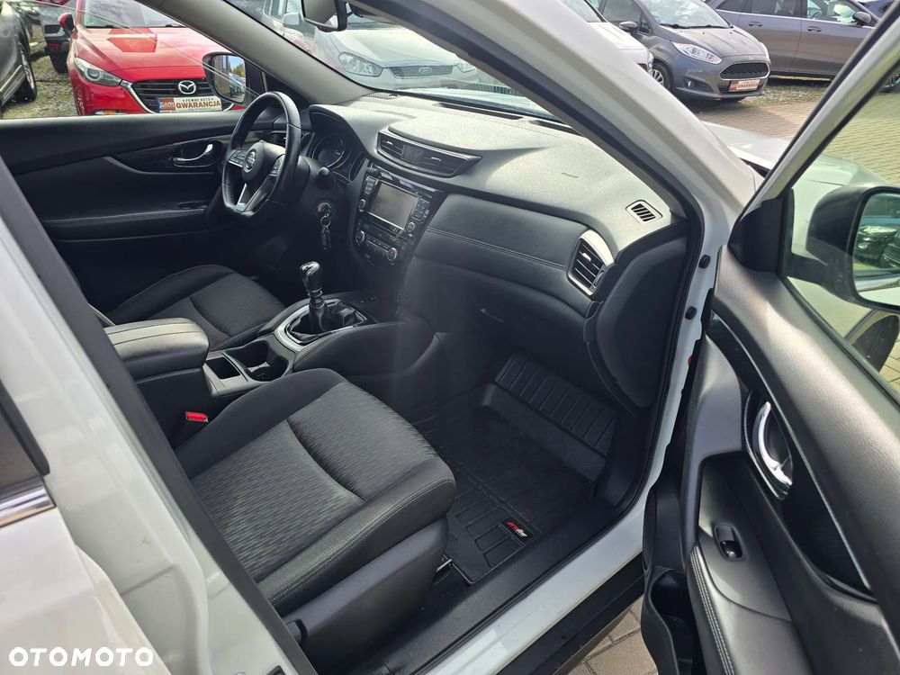 Nissan X-Trail - 11