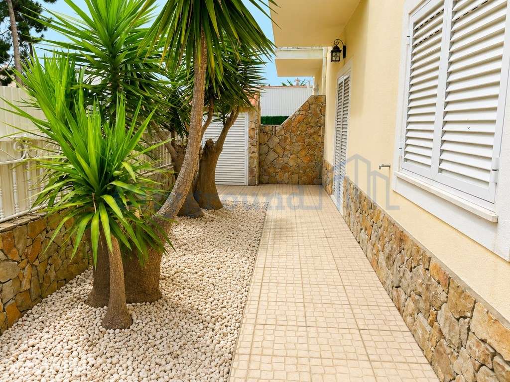 Moradia V3 com garagem, jardim e churrasqueira | Qualidade de vida ... - Grande imagem: 3/20