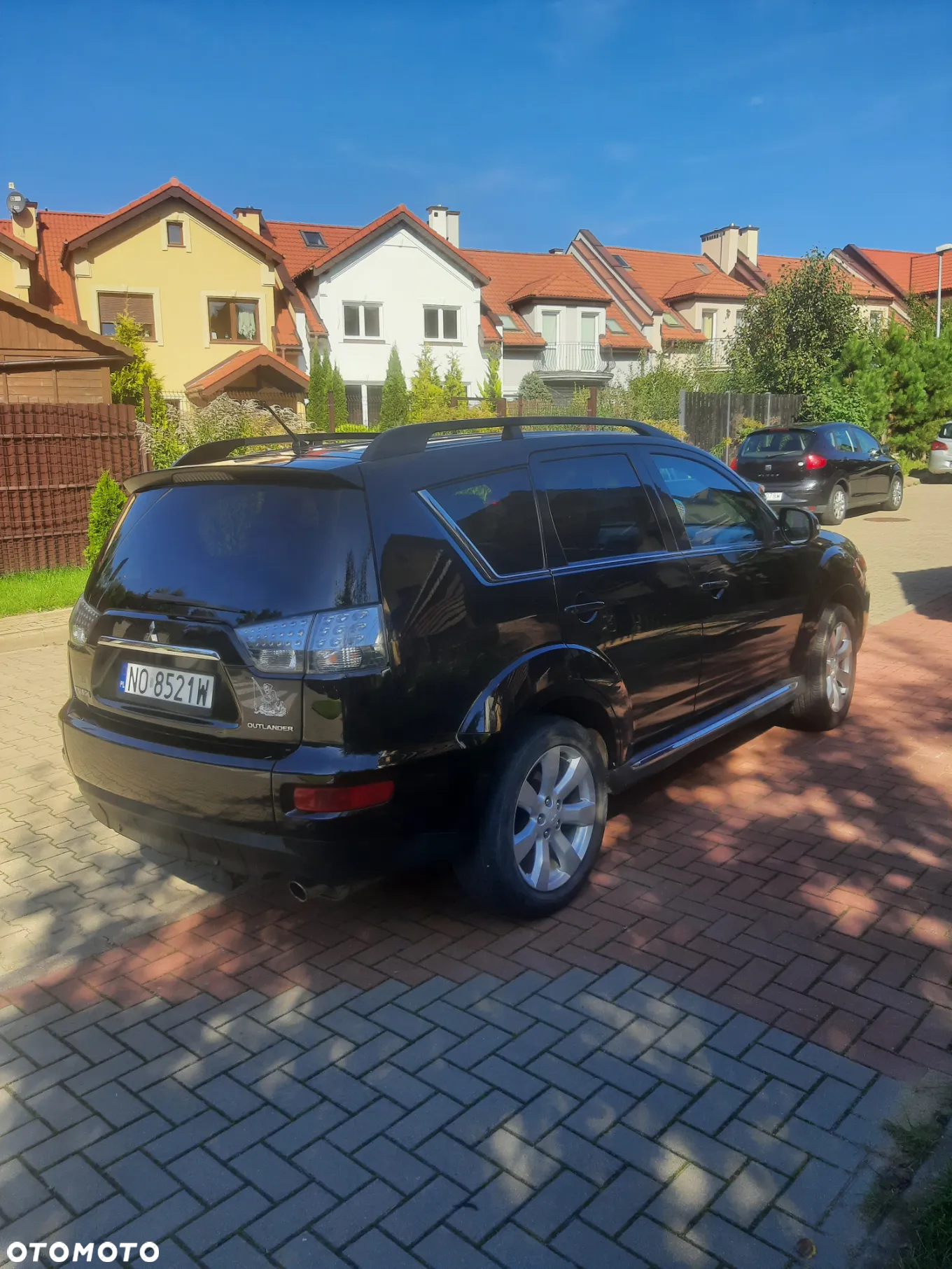 Mitsubishi Outlander - 3