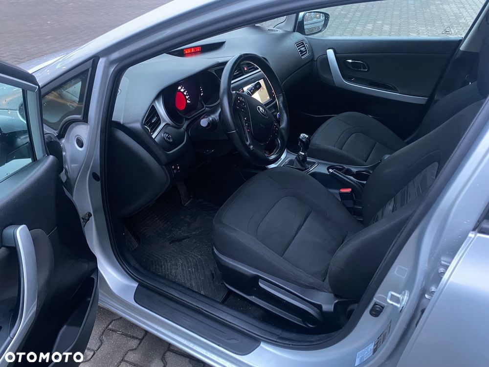 Kia Ceed 1.6 CRDi M - 13