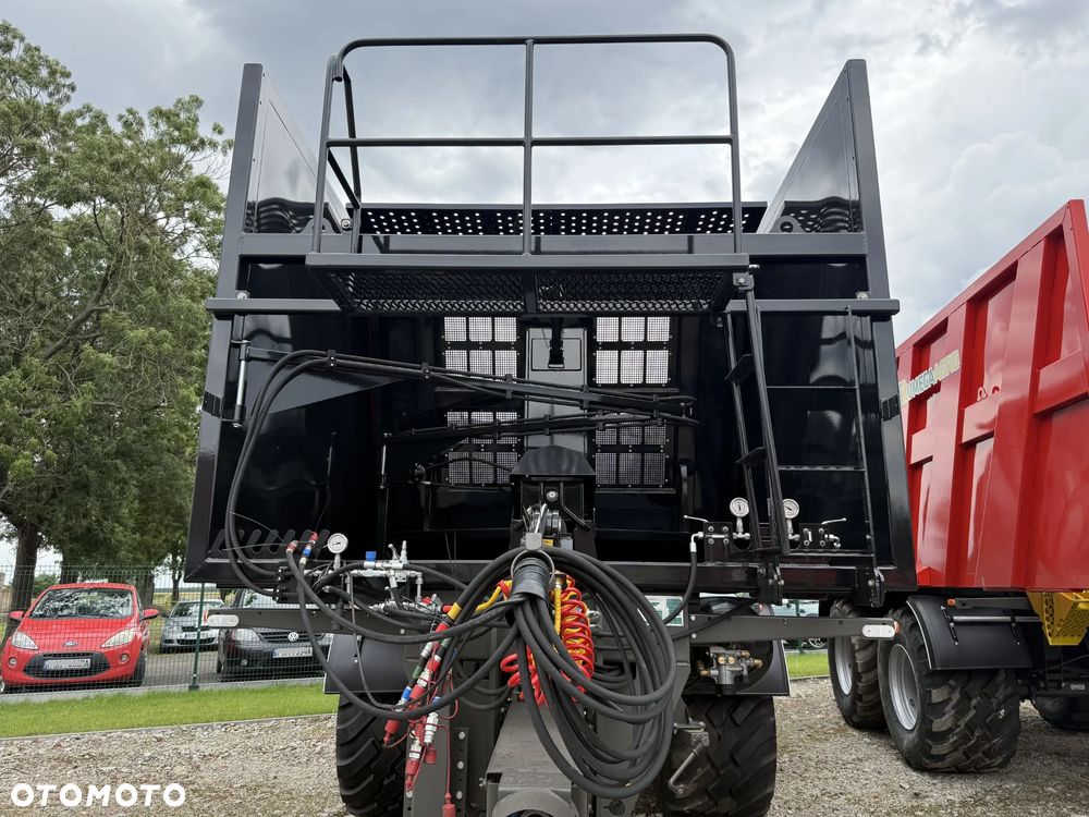 UMEGA Przyczepa objętościowa PI 20 ze ścianą przesuwną UMEGA AGRO - 6