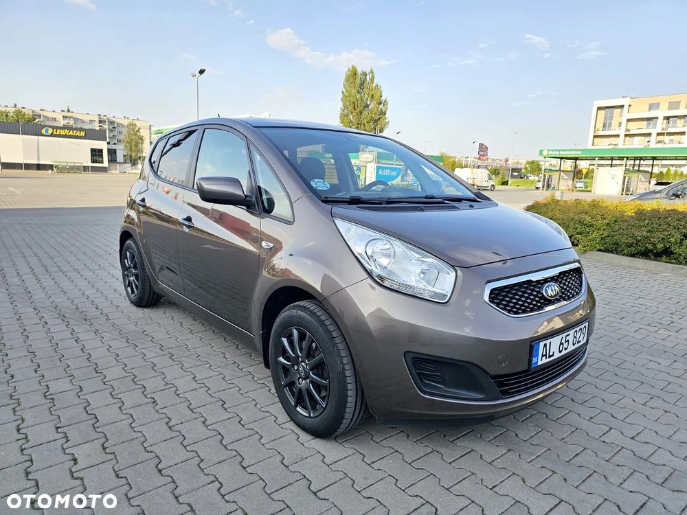 Kia Venga 1.6 CVVT Black Collection - 1