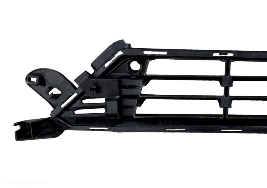 VOLVO S60 III V60 II dolna srodkowa atrapa kratka zderzaka OE 32293970 - 2