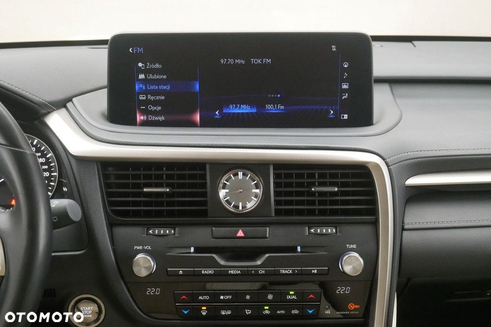 Lexus RX - 10