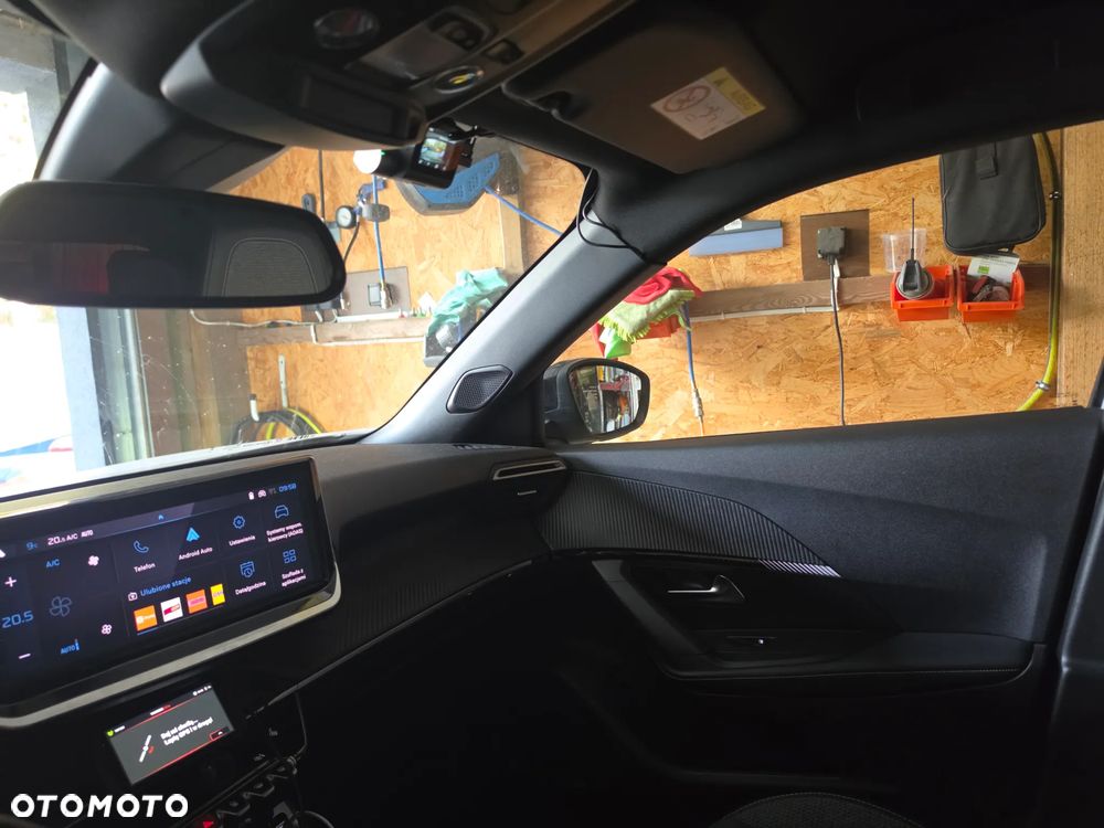 Peugeot 2008 1.5 BlueHDi Allure S&S EAT8 - 25