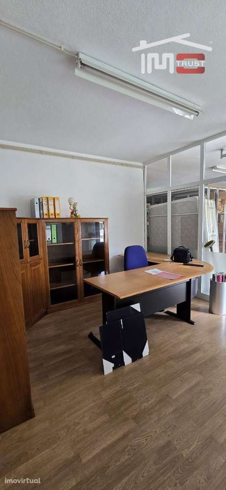 Espaço multifuncional com escritórios e cofre em Edifício Premium |... - Grande imagem: 2/16