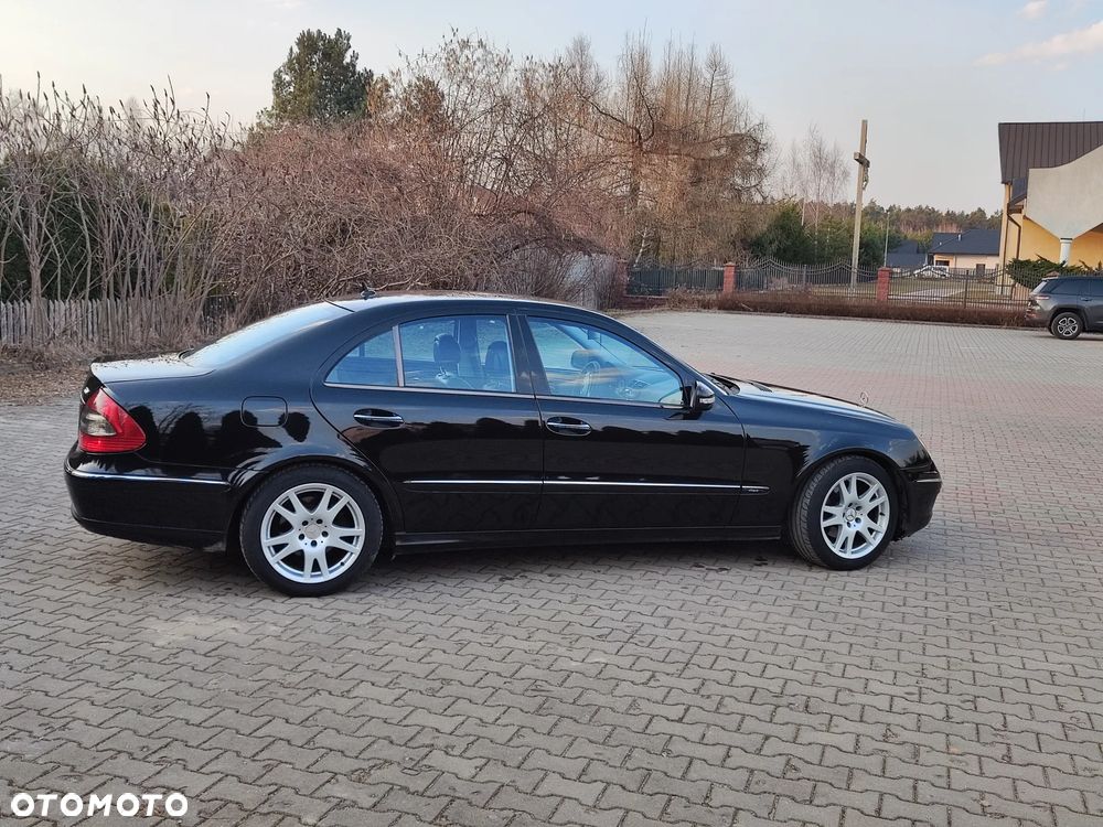 Mercedes-Benz Klasa E - 12
