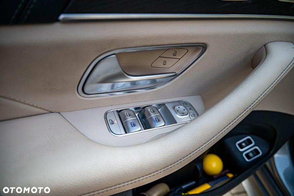 Mercedes-Benz GLE 350 e 4-Matic Premium - 31