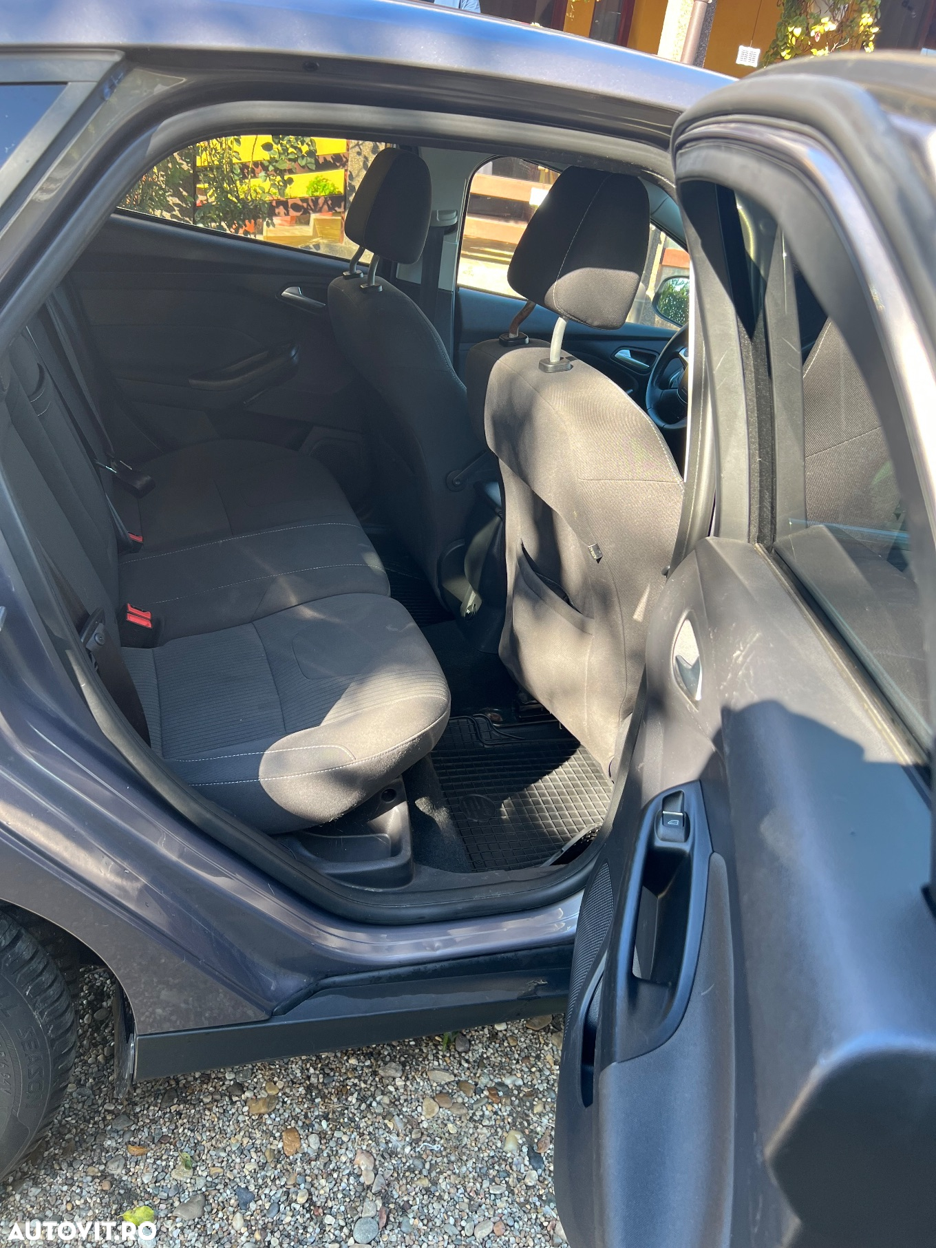 Ford Focus 1.6 TDCI DPF Titanium - 8