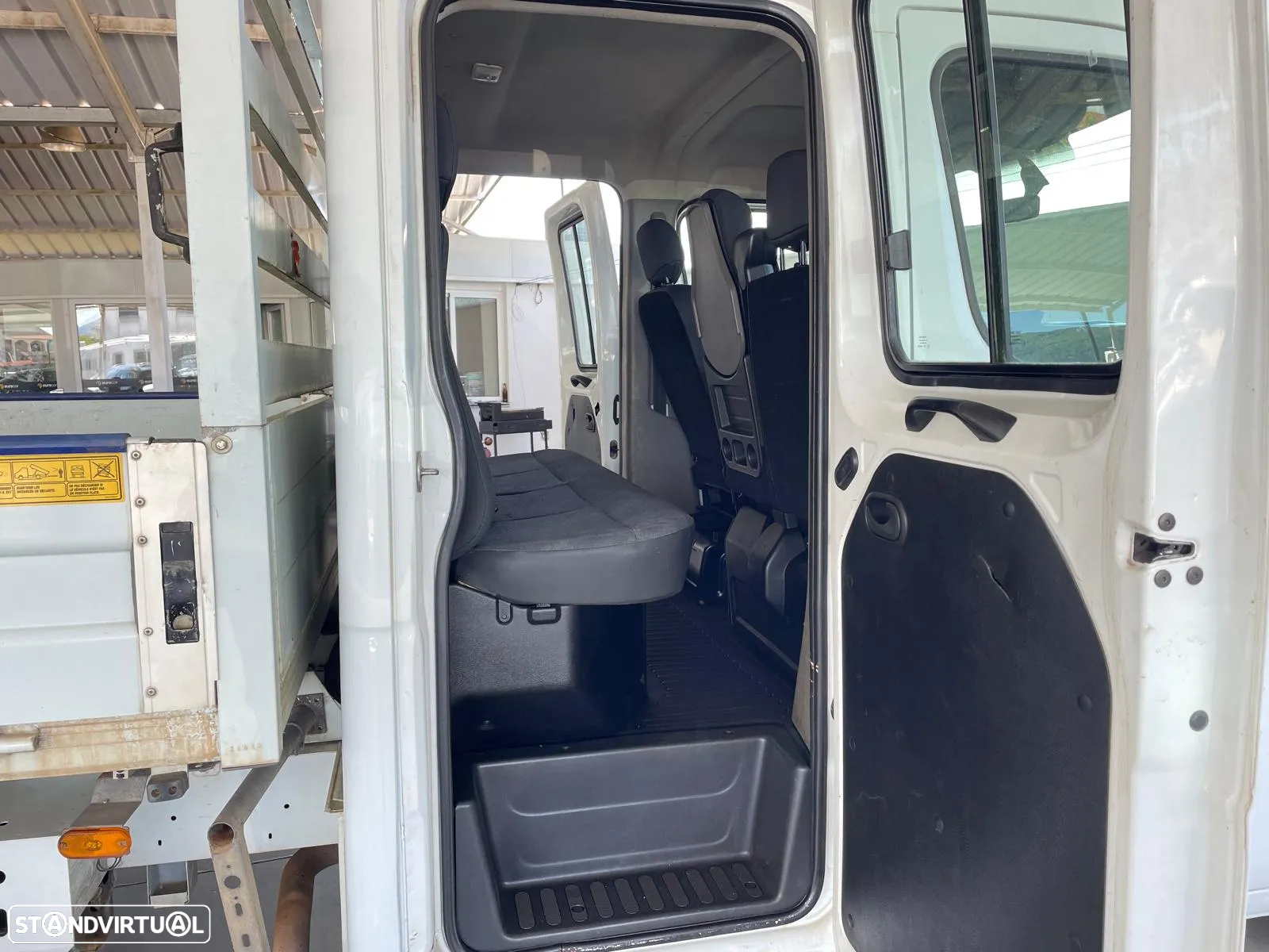 Renault Master 2.3 DCI 7LUG c/Báscula - 28